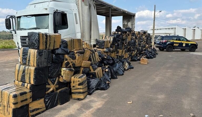 Carga de 11 toneladas de Maconha é apreendida pela PRF em Minas Gerais